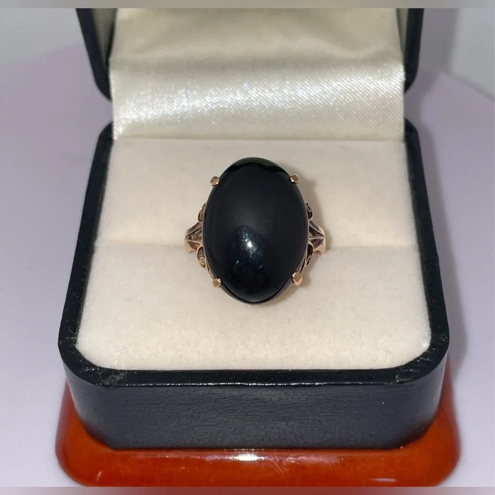 Solid 14K Yellow Rose Gold Natural Black Jade Oval Ring Vintage Estate